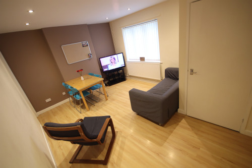 Lounge at 22 Broom Walk